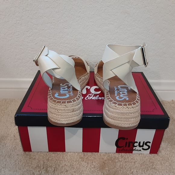 Circus by Sam Edelman - Picture 3 of 4